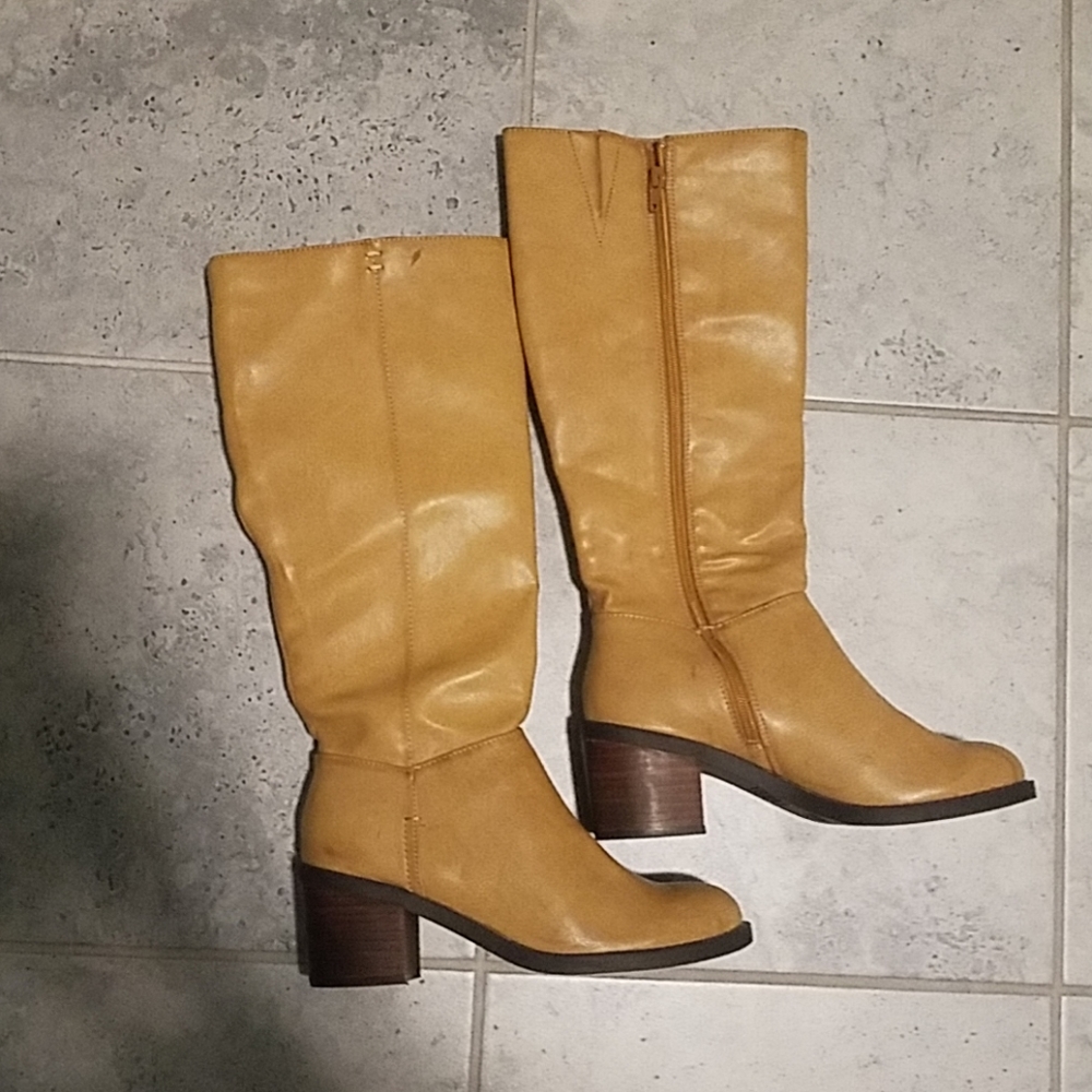 Canyon river blues tan boots